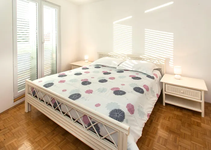 Three Wells * Ζαντάρ