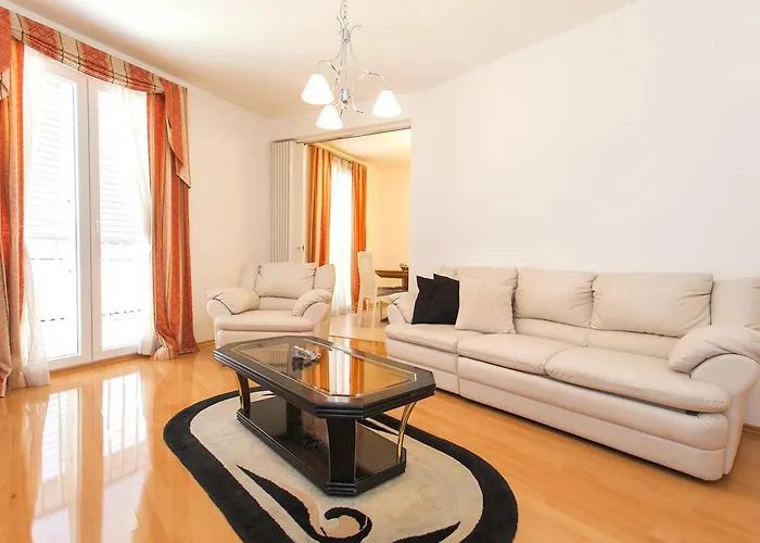 Three Wells Apartament *